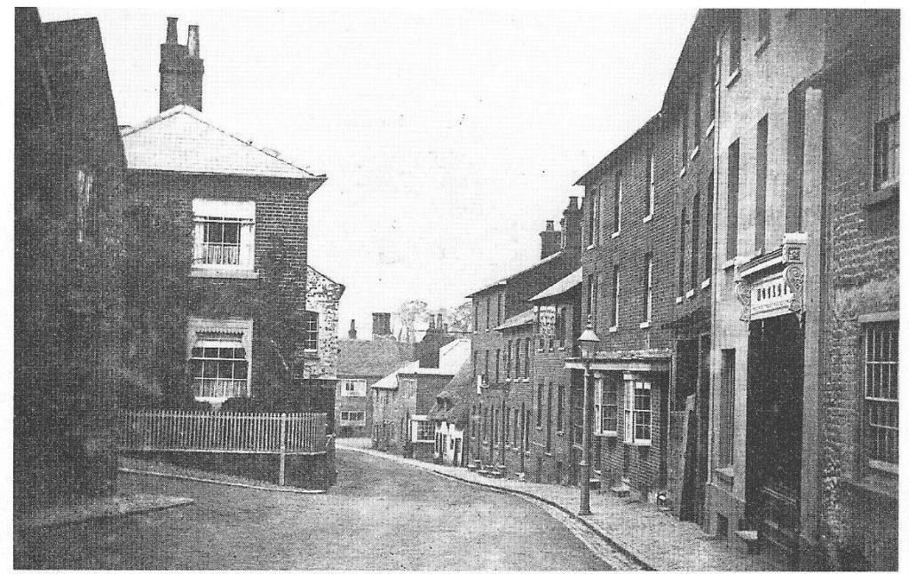 The Victoria Pub on Frogmore St