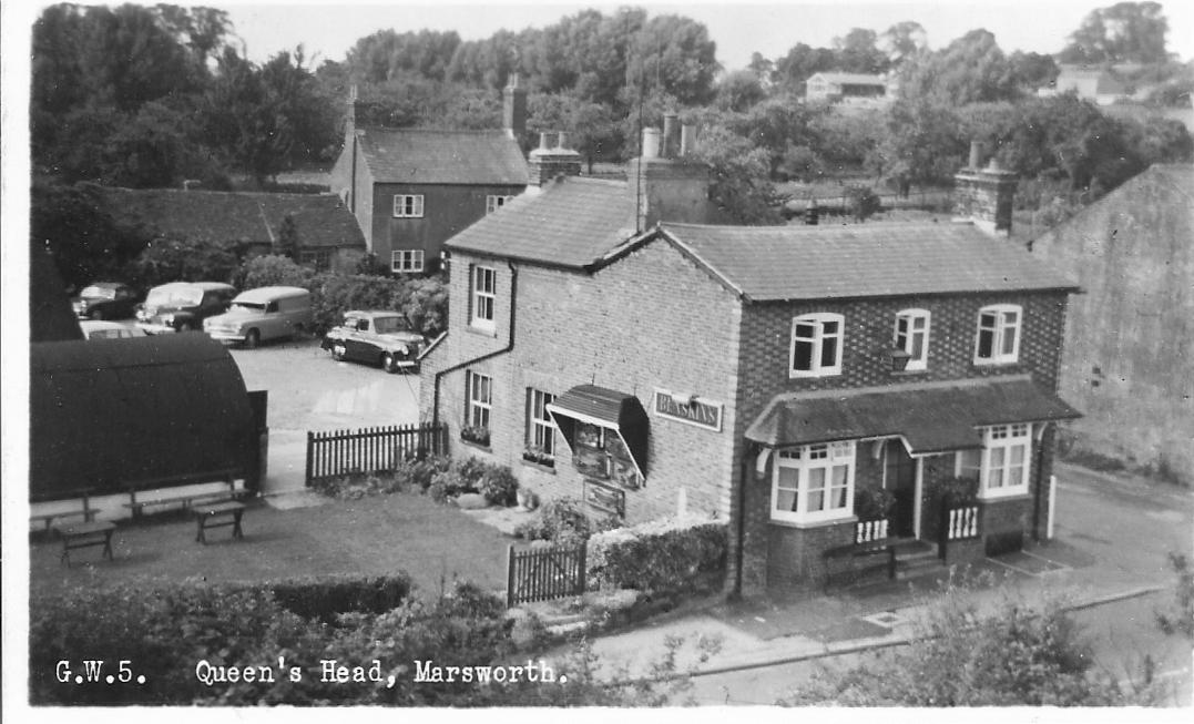 Startops End & Queesn Head Pub